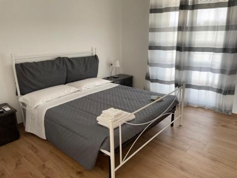 B&B A Pochi Passi Dal Mare Giovinazzo Bagian luar foto